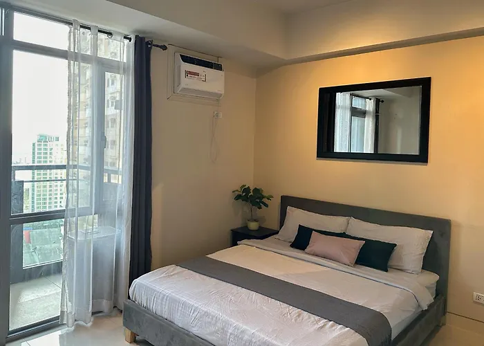 Studio In Araneta City Fast Wifi Great Location In Qc