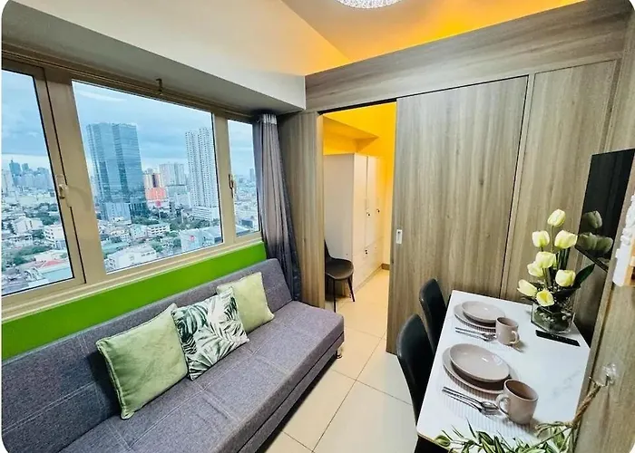 2Br Solana Suite 4 At Coast Residences