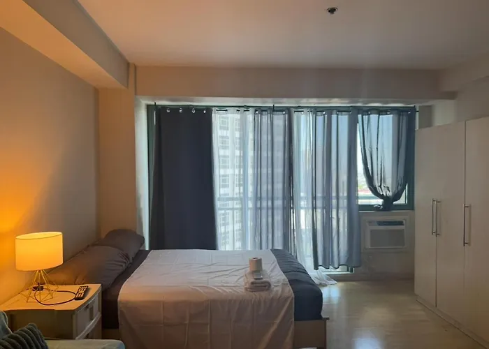 Soho Central Edsa Shaw Condo Pool Front With Smart Tv