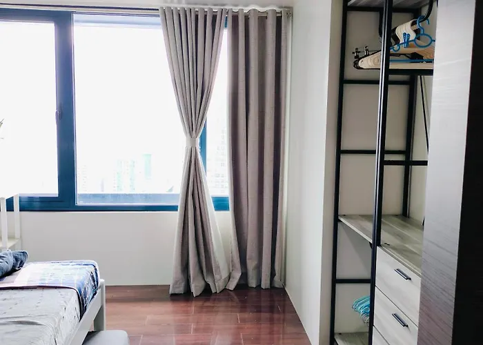 Cozy & Stylish Staycation And Netflix - Wifi And Pool