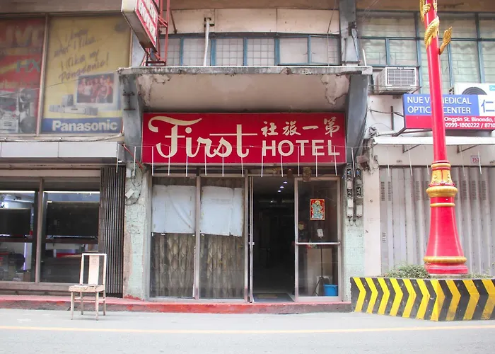 Oyo 1011 First Hotel