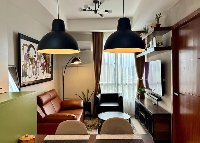 Condo In Mandaluyong With Bgc Skyline