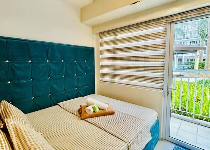 Shell Residences Condotel Moa Deluxe Room 103 By Sgg Suites