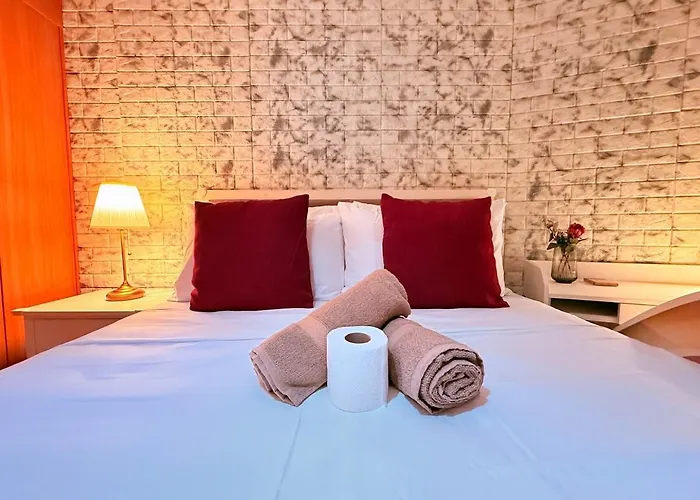 Serenity Suite With Fast Wifi Near Moa By One Guest Place