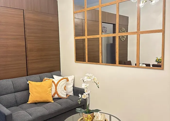 La Casa Air At Smdc Air Residences, Ayala Makati Near Shopping Malls And Makati Medical Center