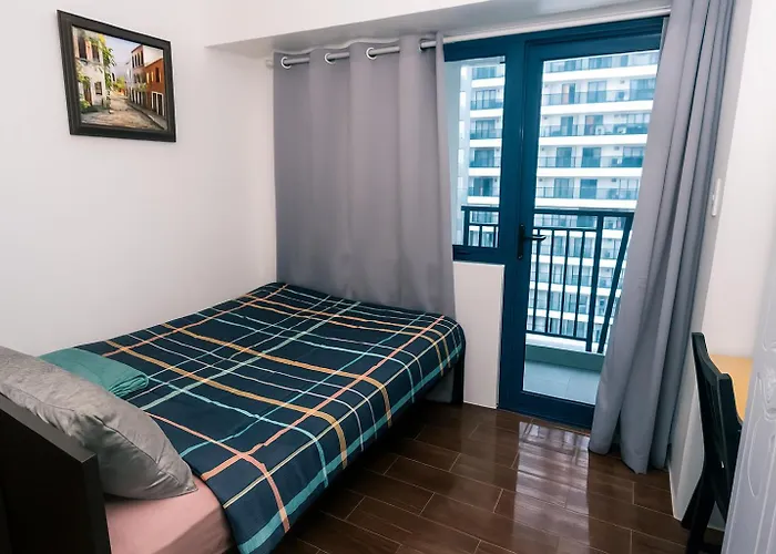 Makati Moodpad Fun Cozy Pool Access 300Mbps Wifi 2271