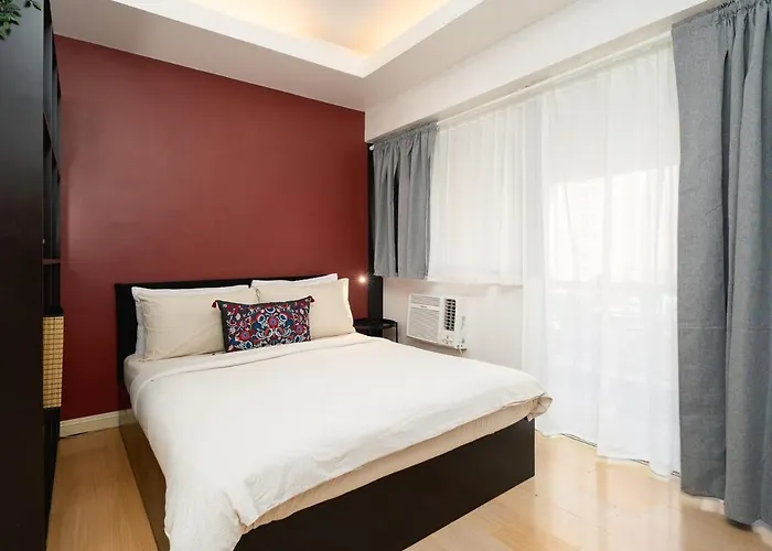 Tranquil Greenbelt Makati Condo - Free Pool Access
