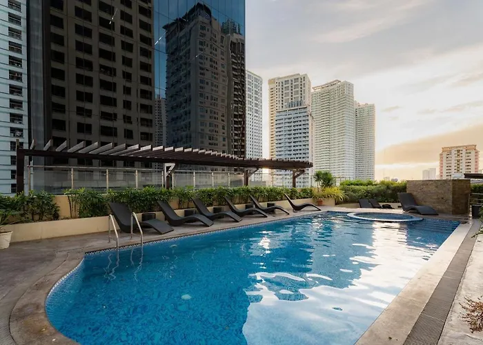 Greenbelt Makati Condo With Balcony & Park Views