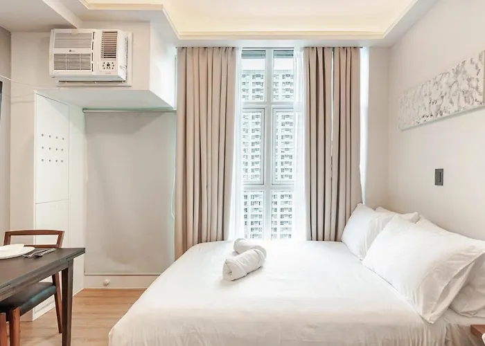 Central Modern Cosy Condo In Makati - The Linear Suite