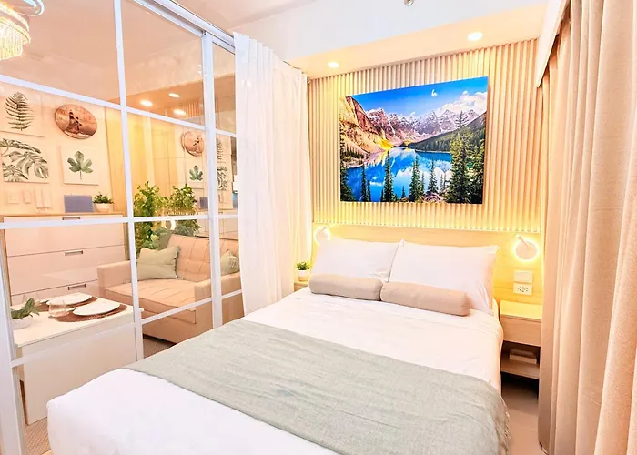 Goldleaf Suite At Red Residences With Balcony In Prime Makati Location