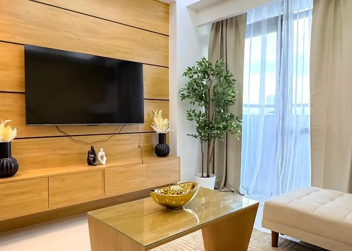 Cylos Place Manhattan Araneta Center 2Br With Balcony