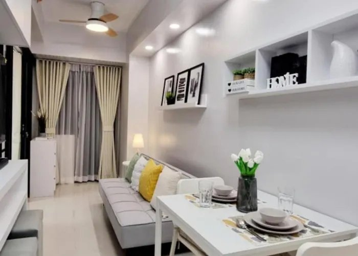 Stylish Modern Condo At Shore Residences Moa