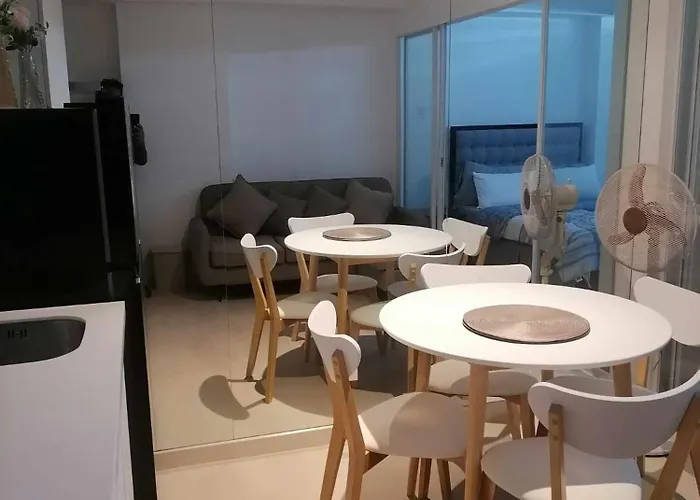 Premium 1Bedroom Condo Unit Near Airport, Moa, Casinos, Sm Bicutan