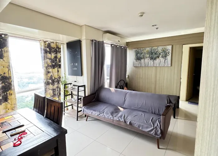 Breeze Deluxe Unit Roxas Blvd