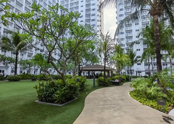 Shore Residences - Cozy 1Br Apartment Near Moa