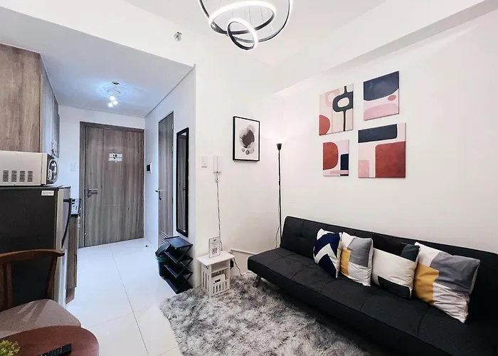 Citispace 1BR Condotel Suite at FAME Residences #FM01B