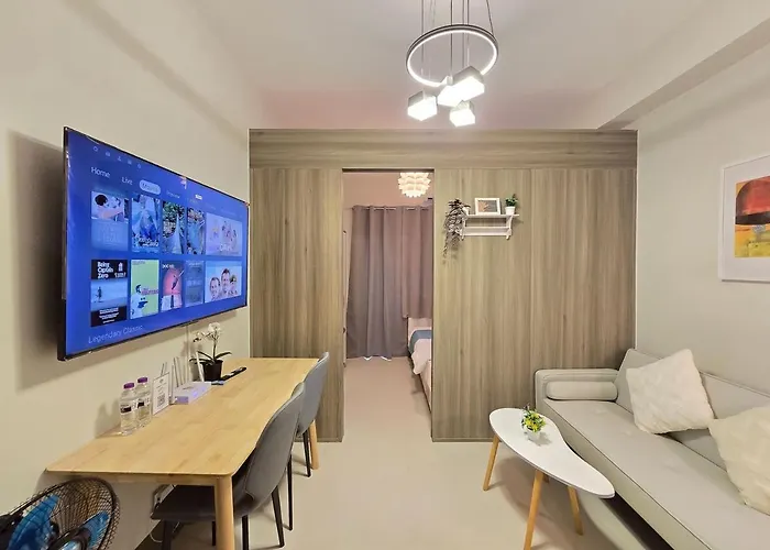 Citispace 1BR Condotel Suite at FAME Residences #FM62B
