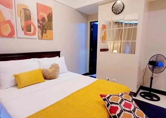 Queen V Staycation Tower C