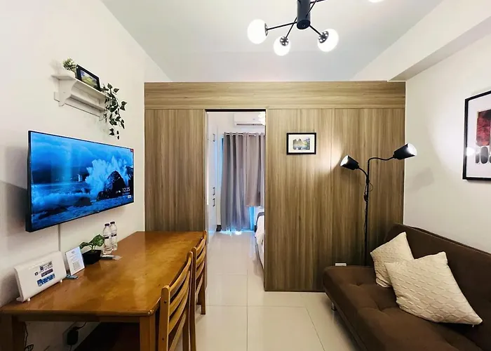 Citispace 1BR Condotel Suite at FAME Residences #FM12B