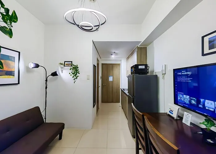 Citispace 1BR Condotel Suite at FAME Residences #FM09C