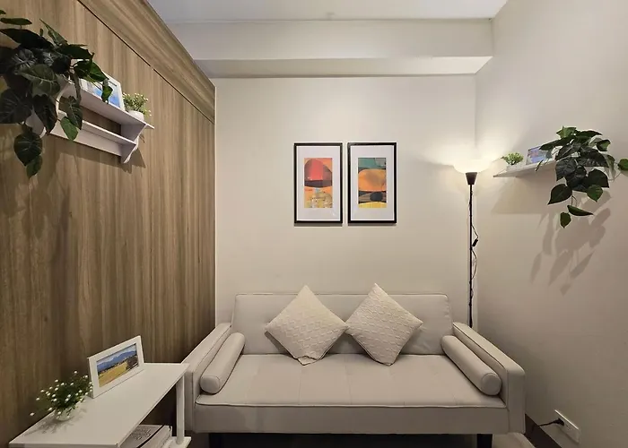 Citispace 1BR Condotel Suite at FAME Residences #FM60B