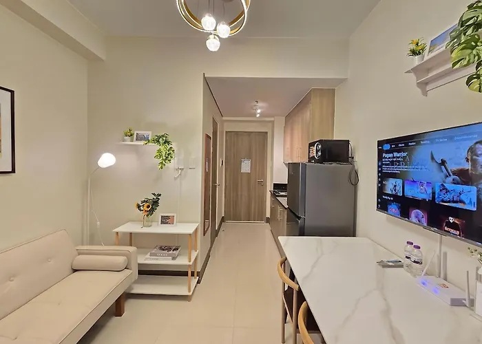 Citispace 1BR Condotel Suite at FAME Residences #FM54B