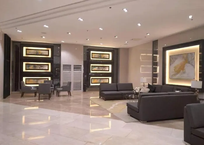Citispace 1BR Condotel Suite at FAME Residences #FM53B