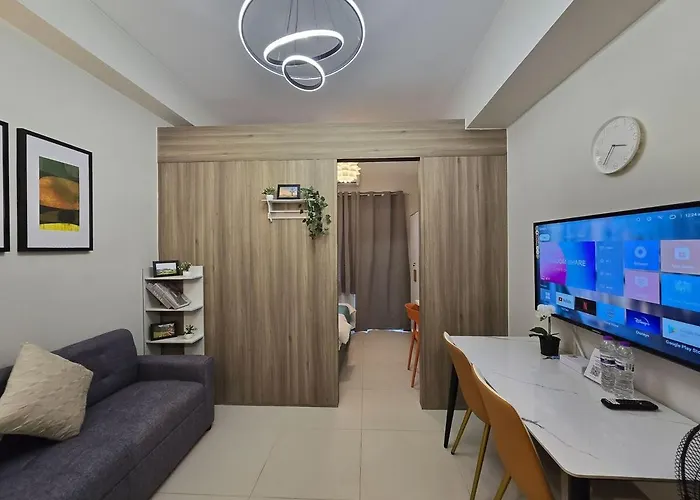 Citispace 1BR Condotel Suite at FAME Residences #FM45B