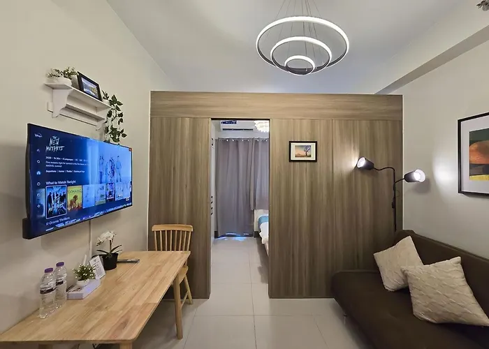 Citispace 1BR Condotel Suite at FAME Residences #FM39B