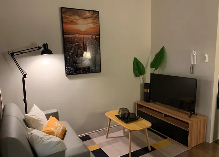 Makati City Ayala Ave Extension Condo With Fast Internet