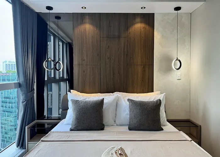 Stylish 1Br Inside Bgc At Uptown Parksuites - 24K