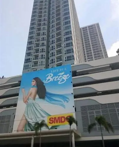 Rhoydez Condotel Breeze Residence