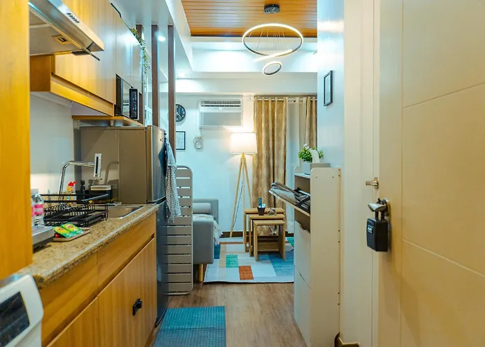 Consider It Yours - Stay Cozy With City Views