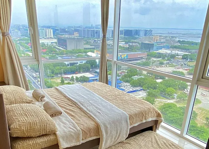 Ultimate Relaxation With Stunning View Of Manila Staycation