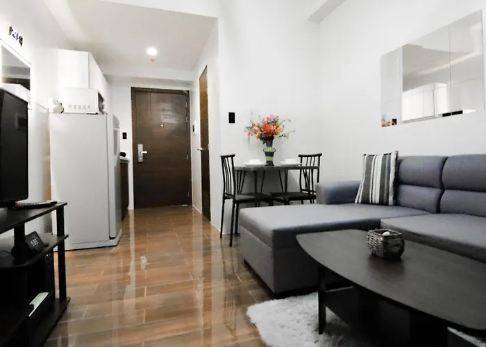 Smart Cozy Home Air Residences Makati 4125