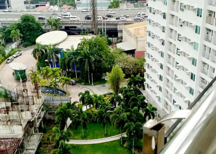 Alabang Staycation By Renz