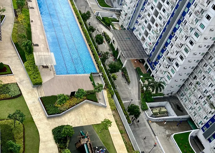 Grass Residences With 7 Pax Max!