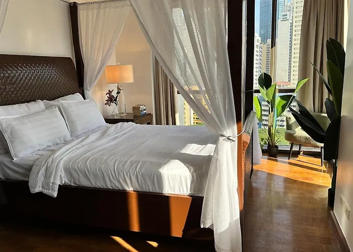Tropical Wood Studio W Balcony Near Greenbelt Pool And Gym Access
