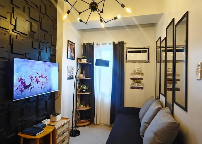 Luxurious And Cozy Condo In Quezon City With City View