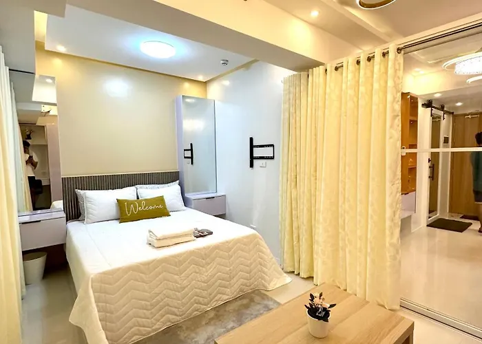 Homesuitehome, Shore 3 Residences Moa Complex, Pasay City