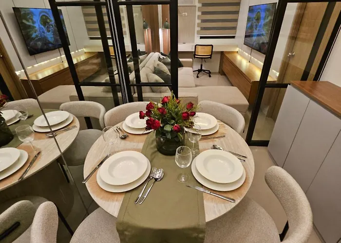 Luxury Apartment At Bloom Residences