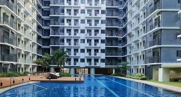 Mall Of Asia Residence Shore 3