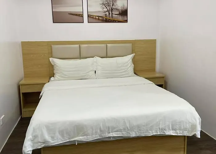 Fx Property 3926