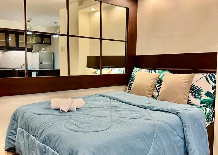 Westparc Cedar Cozy Apartment In The Heart Of Alabang