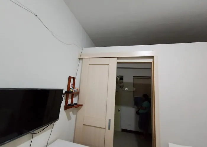Fully Furnished 1 Bedroom Condo Unit
