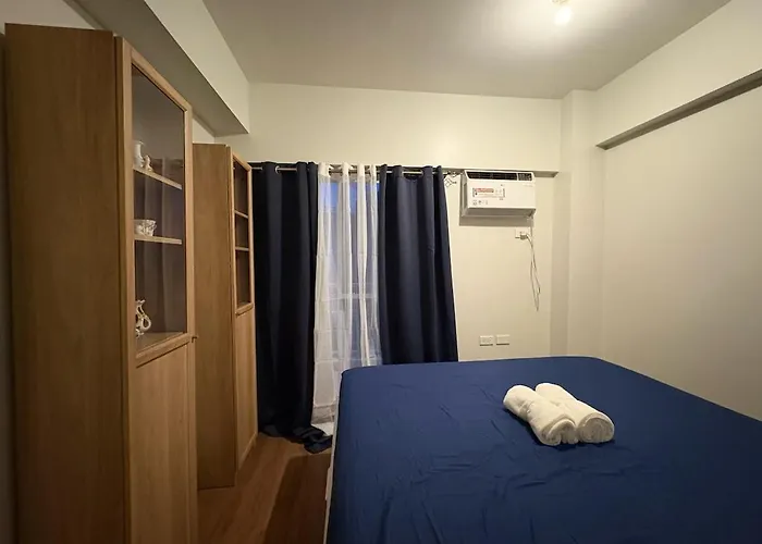 Modern 2Br Condo With Balcony In Central Manila