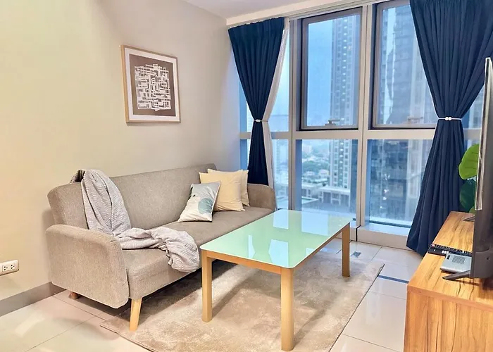 Bright Corner 2Br Suite With Bathtub Uptown Bgc