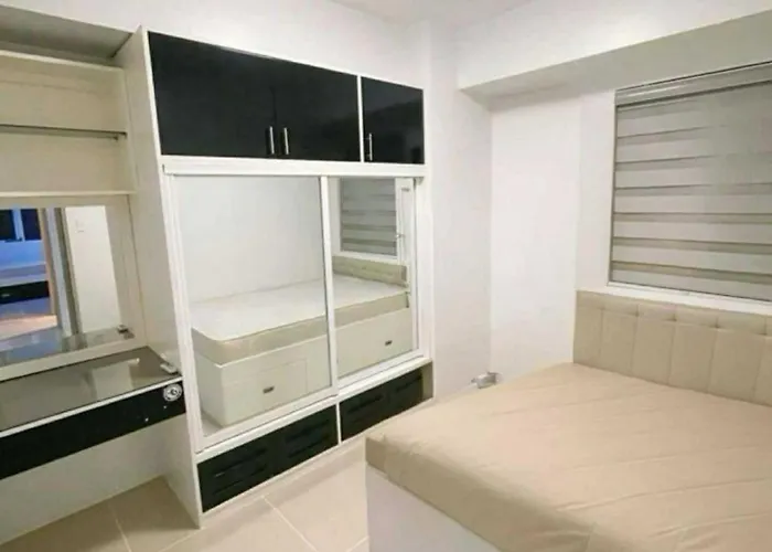 Family Room Staycation Near Moa