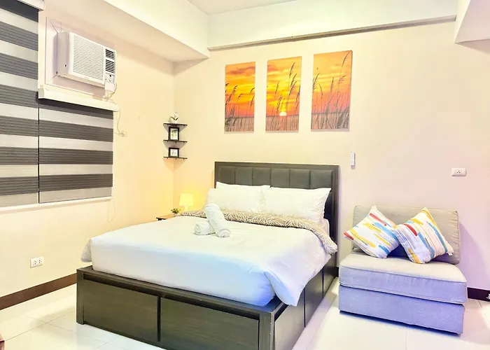 Aura Zen Suites condotel