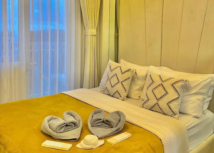 Golden Sunset Suite